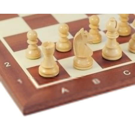 Jeu d'échecs complet en bois